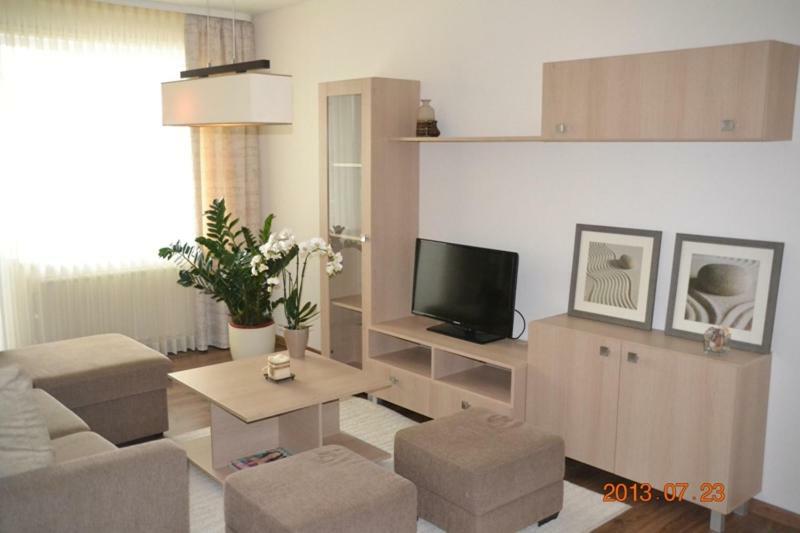 Apartamentai Dainu Šiauliai Exterior foto